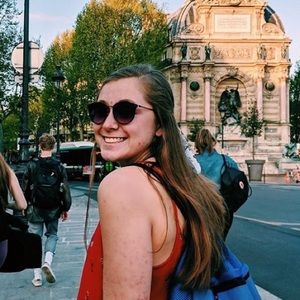 Meet your Posher, Sara